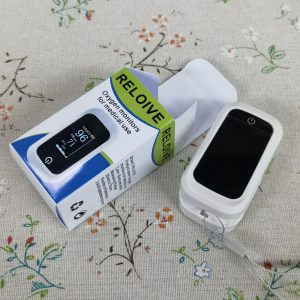 RELOIVE Fingertip Pulse Oximeter - Medical Grade Blood Oxygen Saturation Monitor with OLED Display, Batteries & Lanyard Included - ±2% Clinical Accuracy
